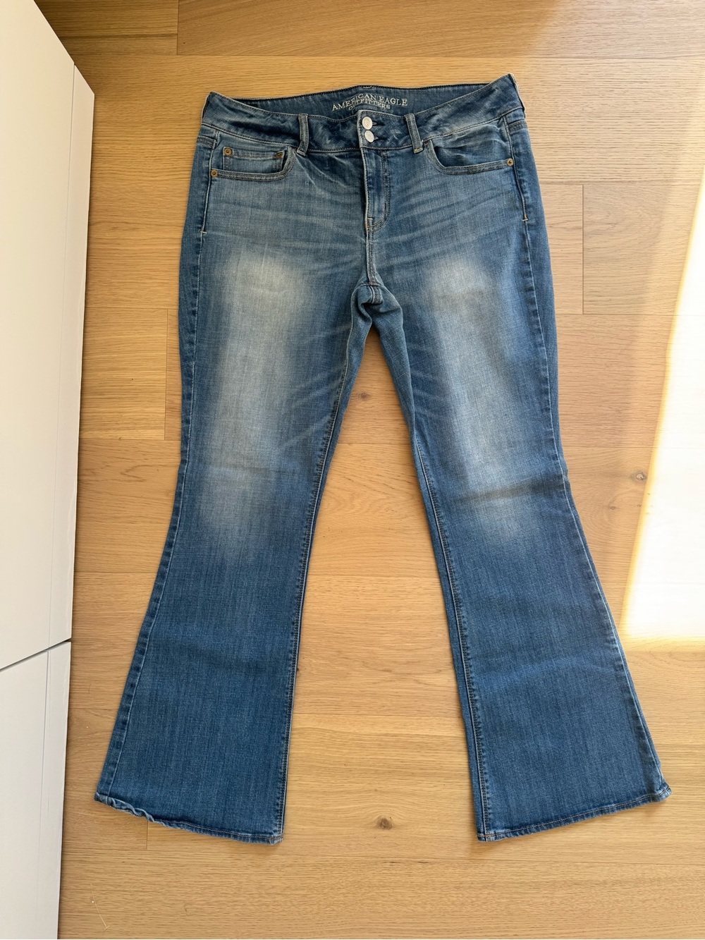 American Eagle Outfitters Medium Blue Flare Jeans